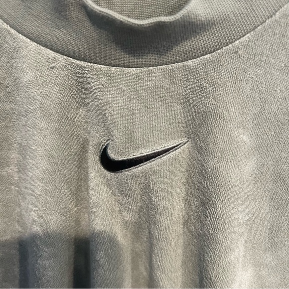 Nike Women's Mock-neck Short-sleeve Terry Top (Green/khaki) - Picture 4 of 8